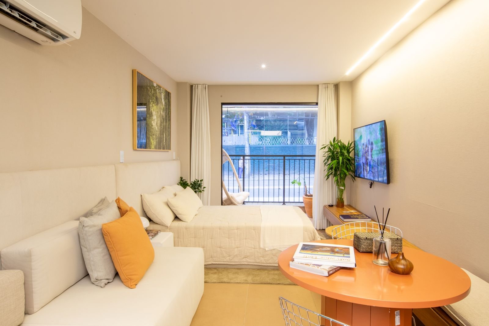 Gaví model studio, ready to live in or rent out